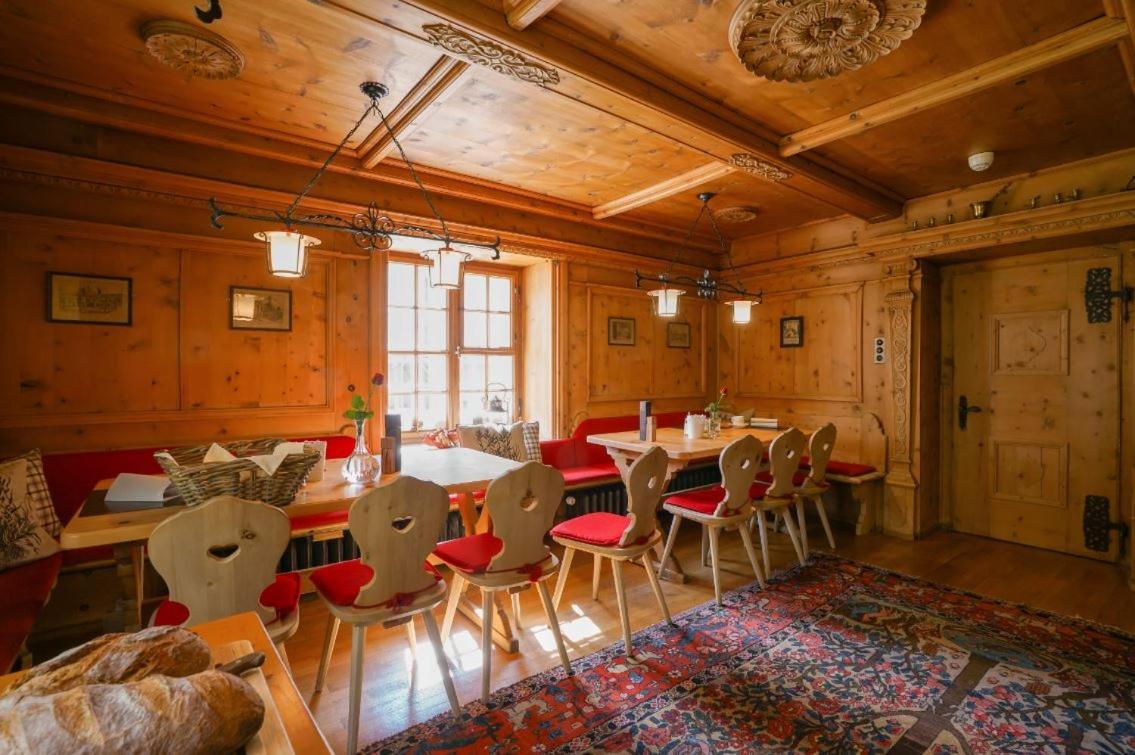 Gasthaus & Hotel Berninahaus Pontresina Exterior foto